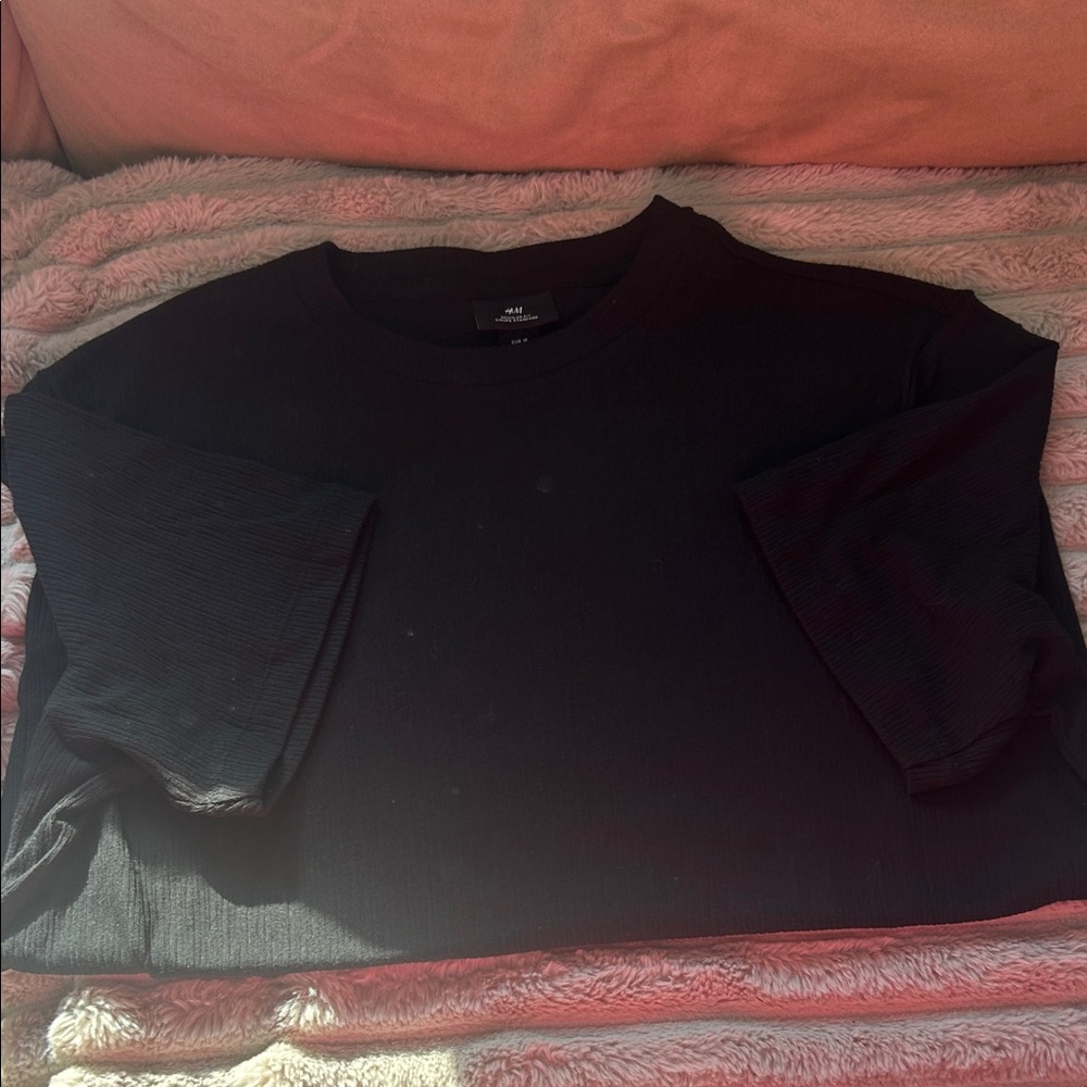 H&M Black Short Sleeve Top